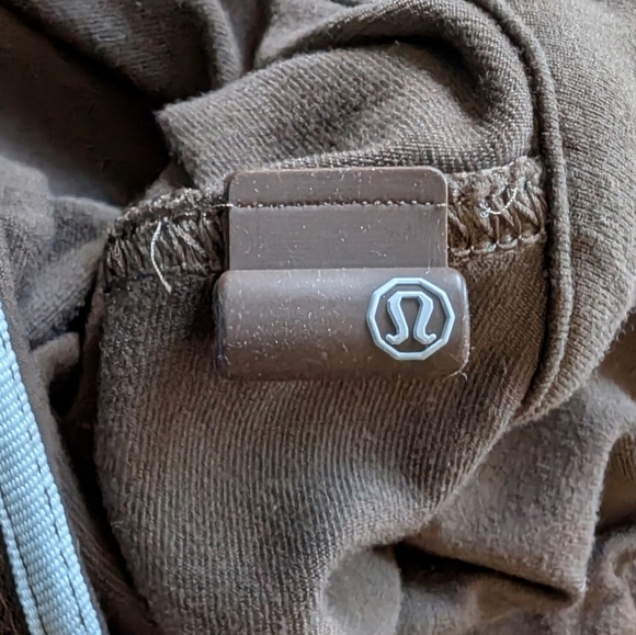 Lululemon Track Jacket Athletic Sport Running Casual Mens Medium Chocolate Brown - Picture 12 of 16